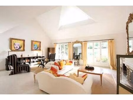 maison de luxe à louer à chambourcy : 4 500€/mois | 300m²