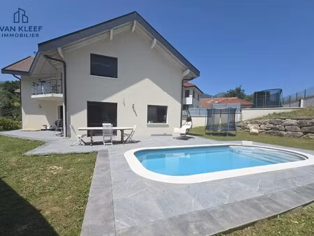 maison de luxe à vendre à chevry