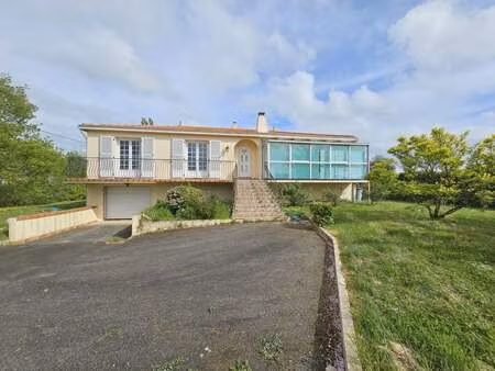 vente maison à triaize (85580) : à vendre / 126m² triaize