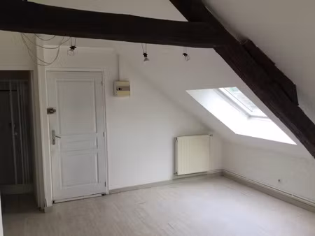 location appartement 2 pièces 26 m² à toucy (89130)  435 €