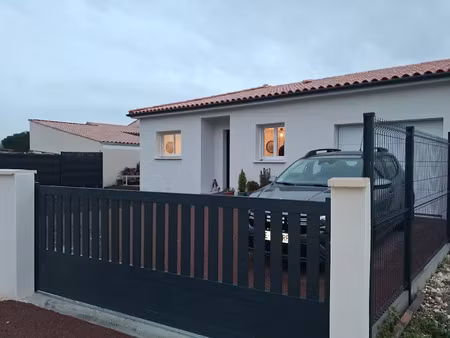 location maison 4 pièces 84.11 m² à etaules (17750)  1 100 €