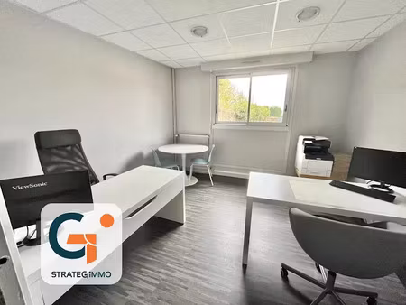 location locaux professionnels 1 pièce 13 m² à le mesnil-esnard (76240)  285 €