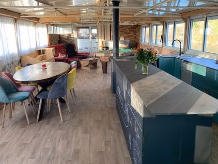 péniche d'habitation 185 m² – activité chambres d’hôtes clé en main – canal d'arles à bouc