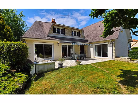 maison boulleret 140 m² t-6 à vendre  179 000 €