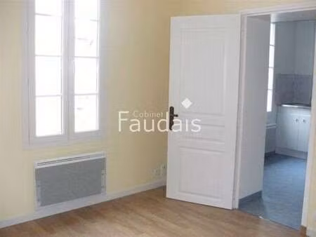 location appartement 2 pièces à isigny-sur-mer (14230) : à louer 2 pièces / 32m² isigny-su