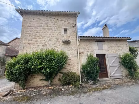 vente maison 4 pièces 82 m² à sauzet (46140)  95 000 €