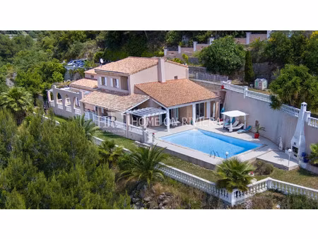 vente maison 7 pièces 256 m² aspremont (06790)