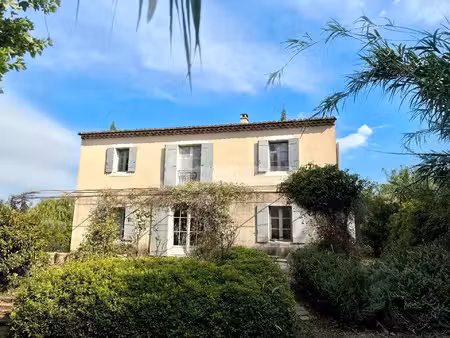vente maison 4 pièces 140 m² maussane-les-alpilles (13520)