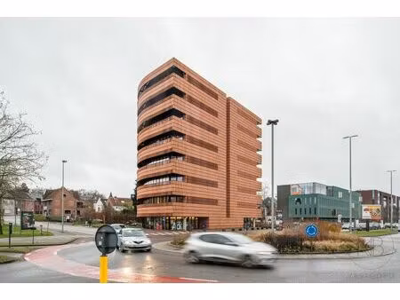 flexibele vastgoedoportuniteit: investeren of zelf gebruiken in het botta-gebouw