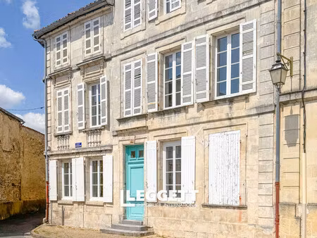maison 11 pièce(s)  saint-jean-d'angély