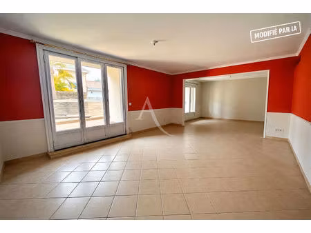 appartement t6 de 131 m² avec balcon et double box hyper-centre de chartres