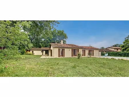 vente maison 8 pièces 136 m² à castéra-verduzan (32410)  336 000 €