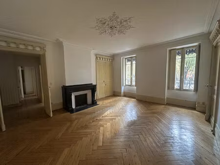 location commerce 100 m² à toulouse (31000)