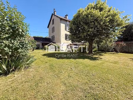 maison avec terrain divisible et local indépendant(ancien cabinet kiné)