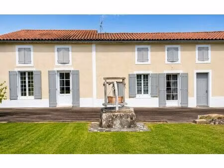 maison voissay m² t-4 à vendre  178 300 €