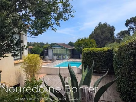 vente maison 7 pièces 262 m² grimaud (83310)