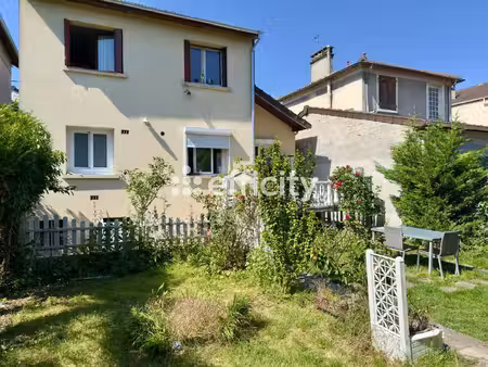 maison 5 pièces - 106 m²