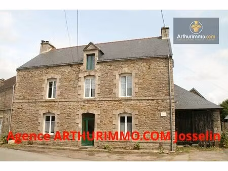 st servant maison 3 chambres avec terr. 800 m²