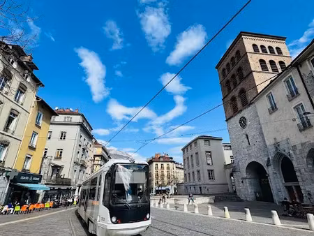 vente immeuble 1 pièce à grenoble (38000)  395 000 €