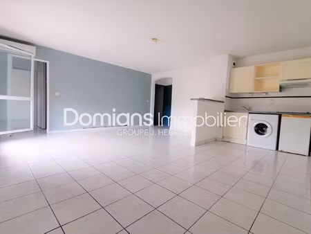 a vendre - perpignan st martin - appartement t3 + parking et