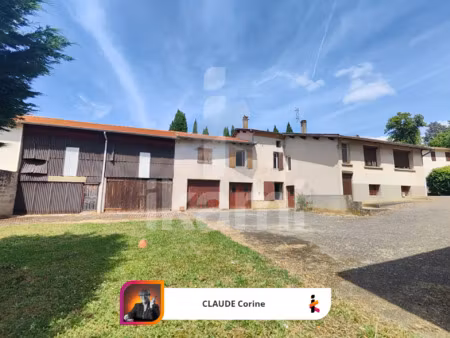 bien à réhabiliter avec dépendances et terrain constructible