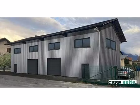 location local d'activités la motte-servolex 200 m²