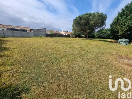 vente terrain à bâtir 1 240 m²