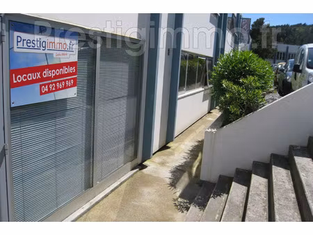 location bureau 17 m² à vallauris (06220)