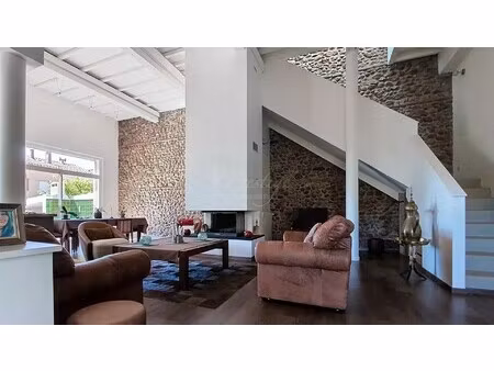 maison de luxe à vendre à pollestres