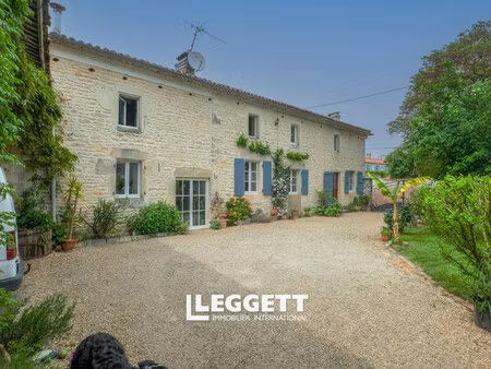 maison 9 pièce(s)  saint-pierre-de-juillers