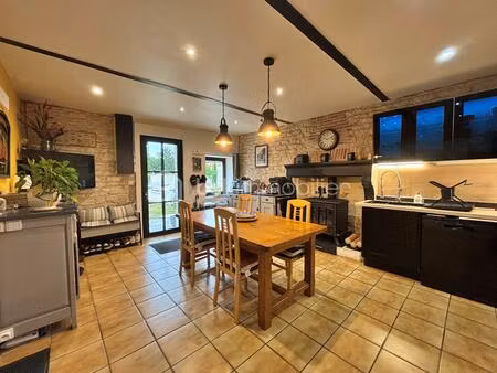 maison de 150 m² à petosse