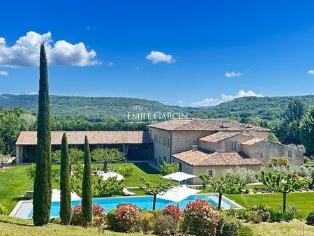 maison de 15 pièces de luxe en location à saint-martin-de-castillon  france