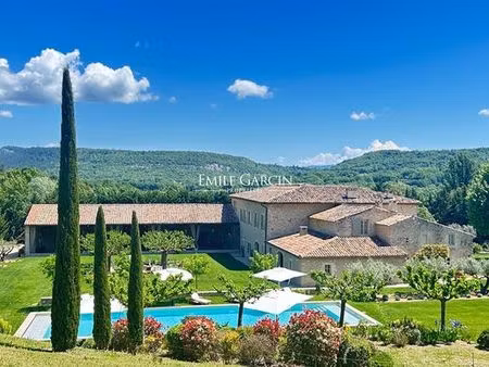 maison de luxe de 1300 m2 en location saint-martin-de-castillon  provence-alpes-côte d'azu