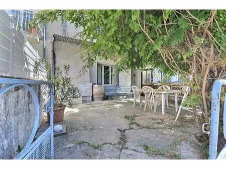 ancône  maison de village à rénover