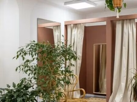 location commerce 130 m² à vannes (56000)