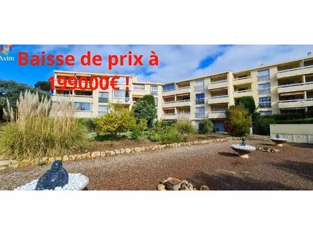 studio avec double garage proche plage possibilité 2 pieces.