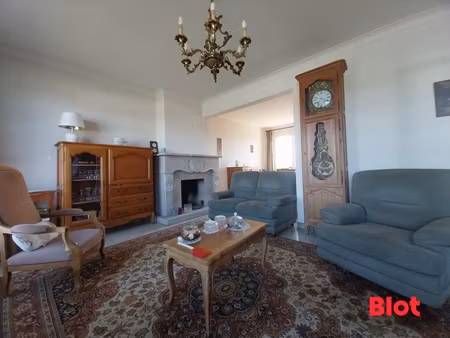 a vendre chez blot immobilier de pleudihen sur rance - maison 5 pieces - saint-helen