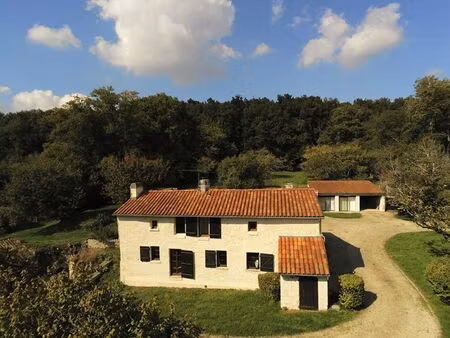 charmante petite propriete de campagne