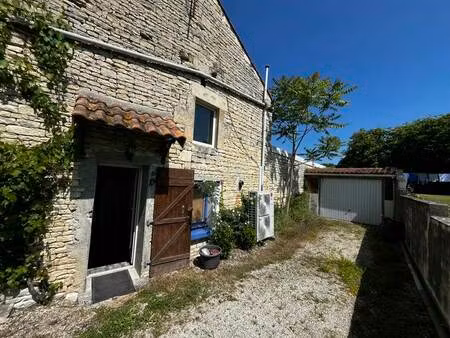 vente maison 4 pièces 100 m² paizay-le-chapt (79170)