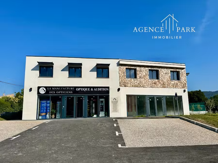 location locaux professionnels 0 pièces 53 m² à draguignan (83300)  891 €