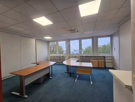 location locaux professionnels 10 pièces 212 m² à eckbolsheim (67201)  3 800 €