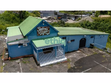 ensemble immobilier saint claude 300 m2