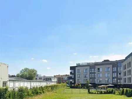 terrains à bâtir 8 appartements ou 12 serviceflats