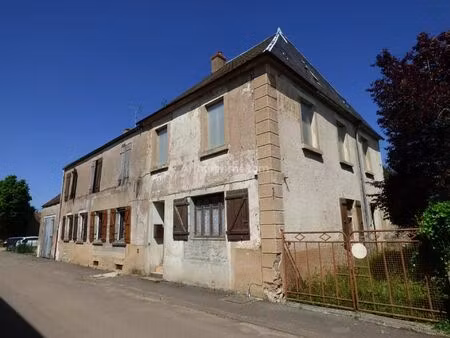 vente maison de village 12 pièces 265 m2 à époisses