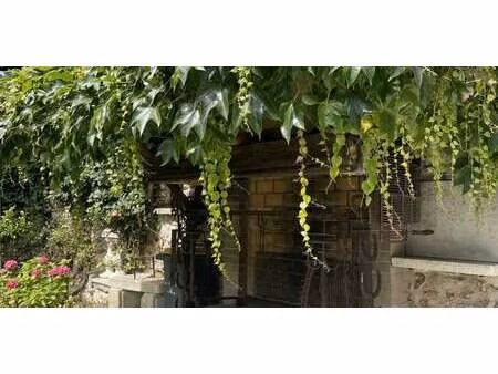 propriété avec piscine et jardin charly-sur-marne (02)