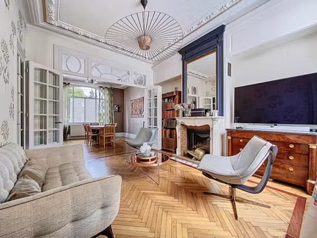 vente maison 7 pièces 205 m² à la chapelle-d'armentières (59930)  450 000 €