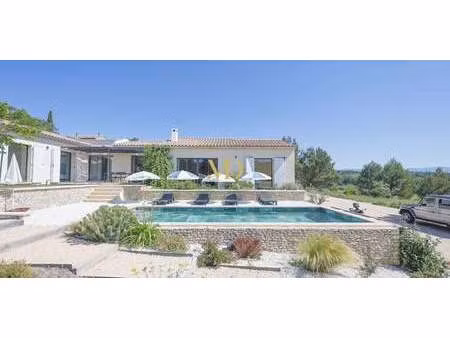 propriété avec piscine et jardin saint-pantaleon (84)