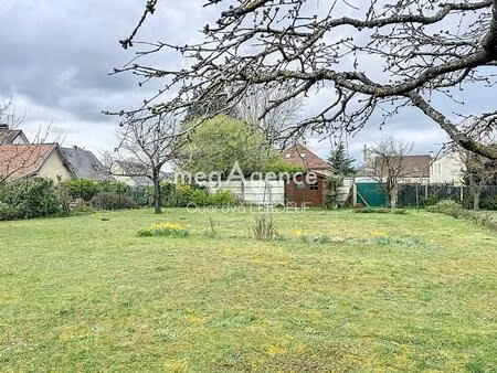 terrain à bâtir plat d'environ 420 m² proche des commodités