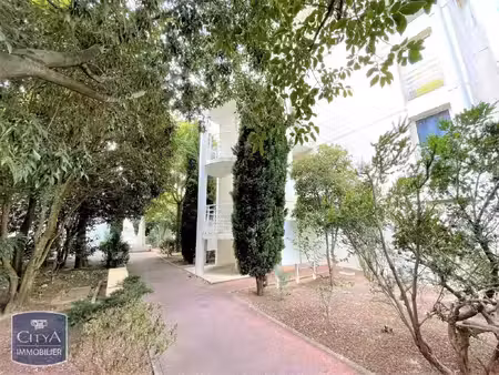 parking à louer - avignon (84) - 60€
