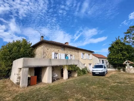 vente maison 4 pièces 95 m² à saint-cirgues (46210)  106 880 €